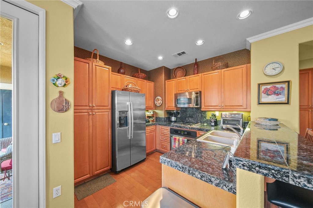 17985 Lost Canyon Road 122 Property Photo 12