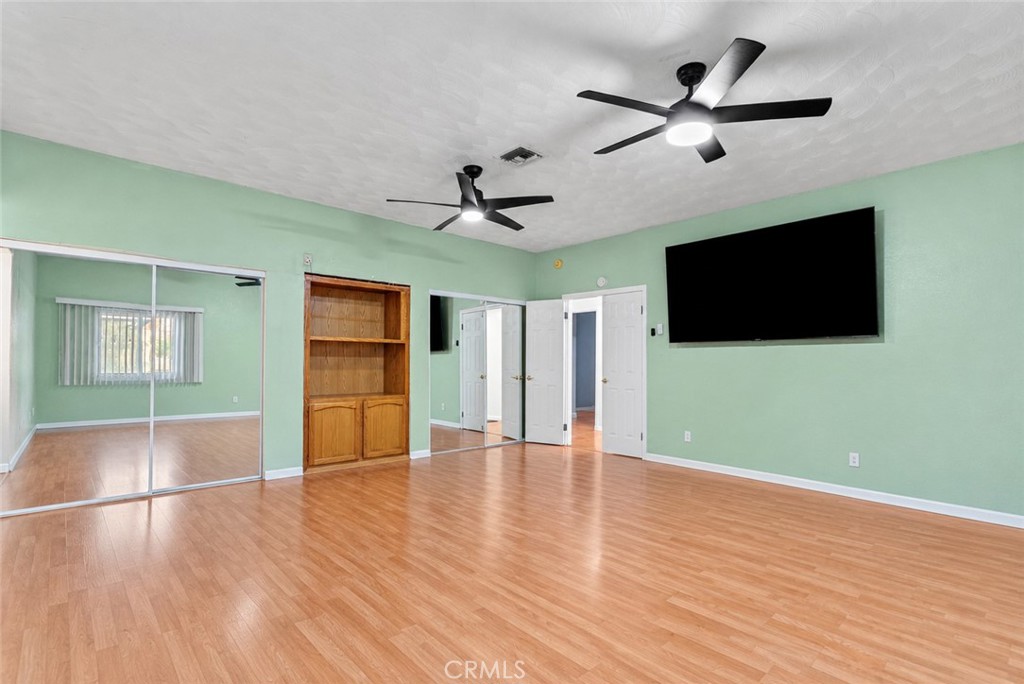 9700 S 5th Property Photo 33