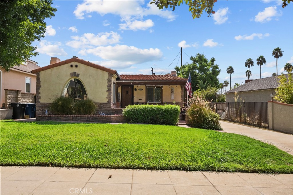 1010 E Santa Anita Property Photo 3