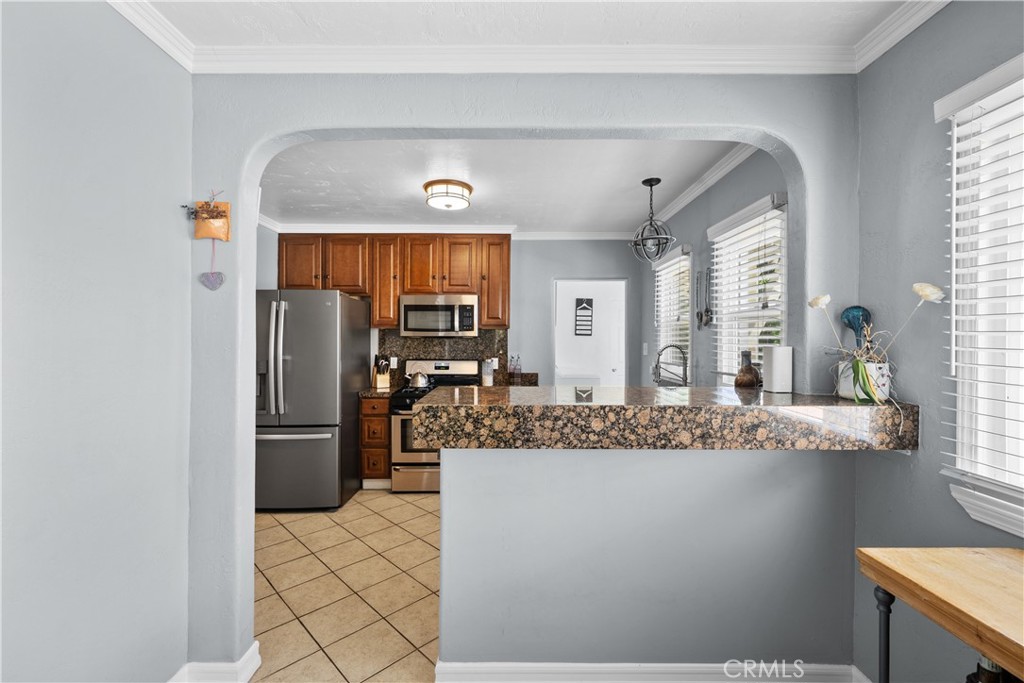 1010 E Santa Anita Property Photo 12