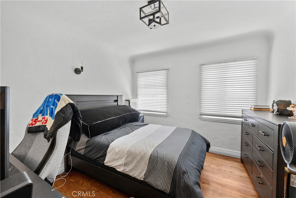 1010 E Santa Anita Property Photo 18