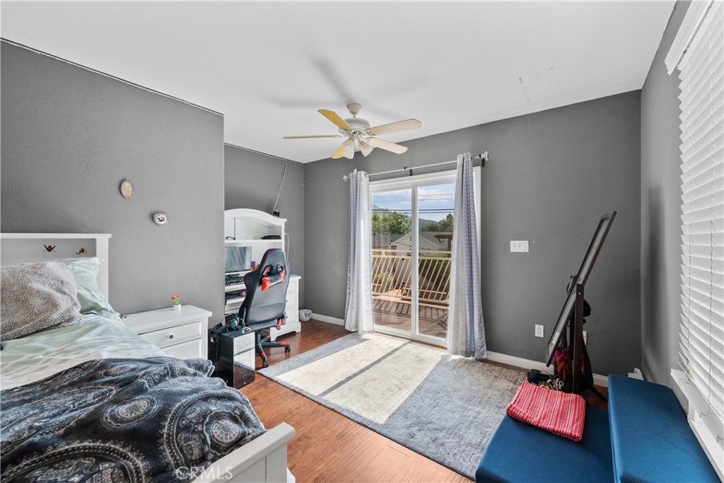 1010 E Santa Anita Property Photo 22