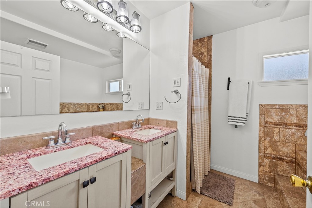 1010 E Santa Anita Property Photo 26