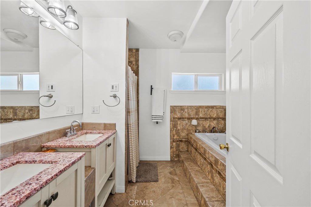 1010 E Santa Anita Property Photo 27