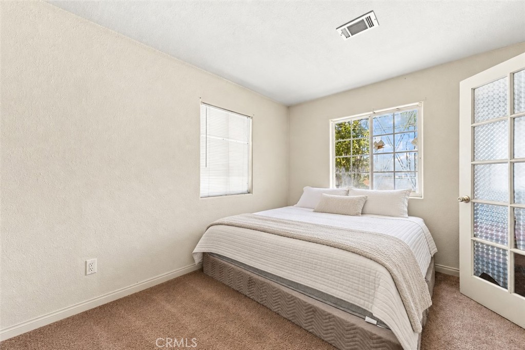 622 Irene Street Property Photo 5