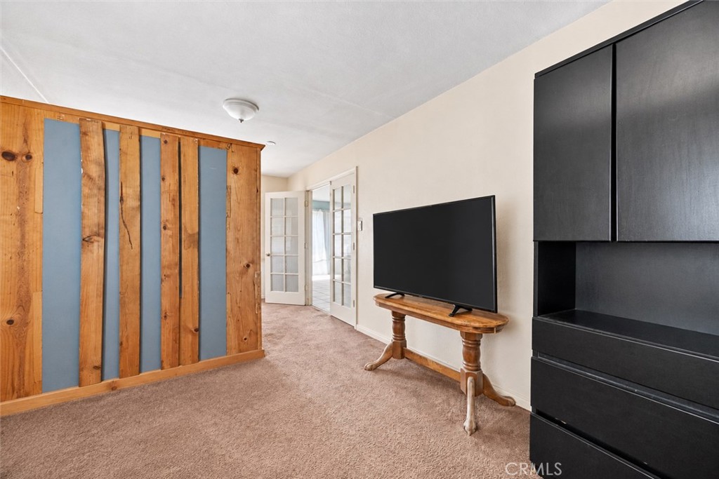 622 Irene Street Property Photo 7