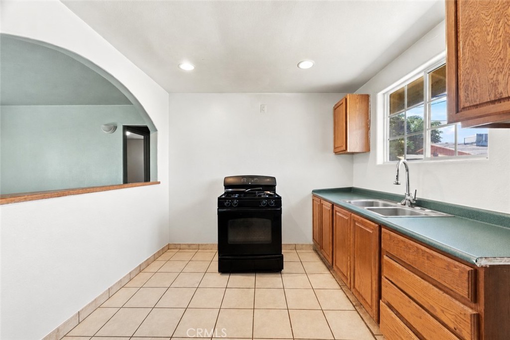 622 Irene Street Property Photo 19