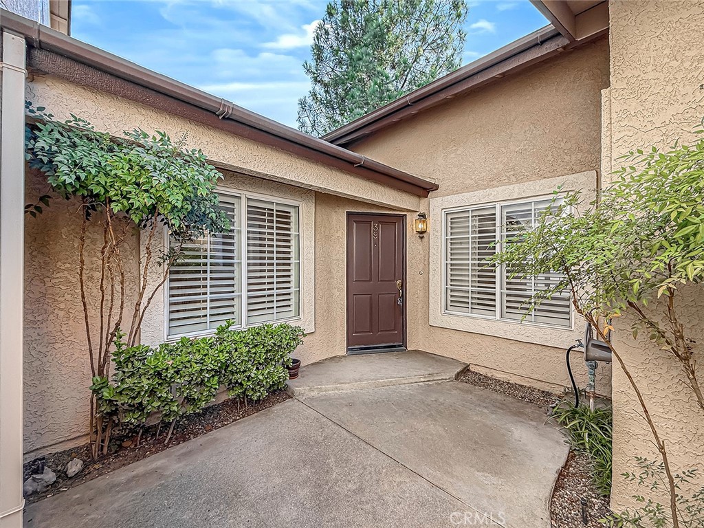 28131 Seco Canyon Road 39 Property Photo 2