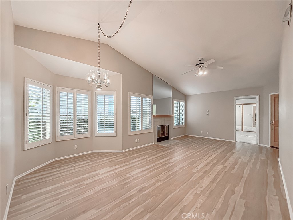 28131 Seco Canyon Road 39 Property Photo 8