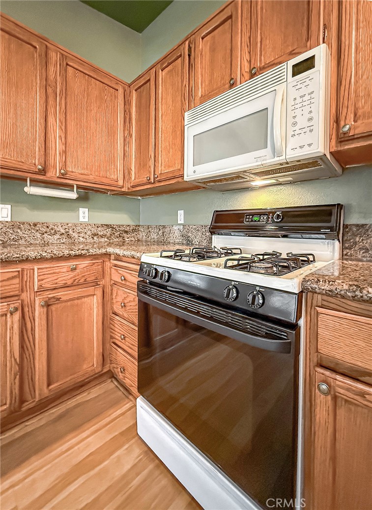 28131 Seco Canyon Road 39 Property Photo 15