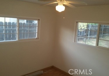 10116 Owensmouth Property Photo 7