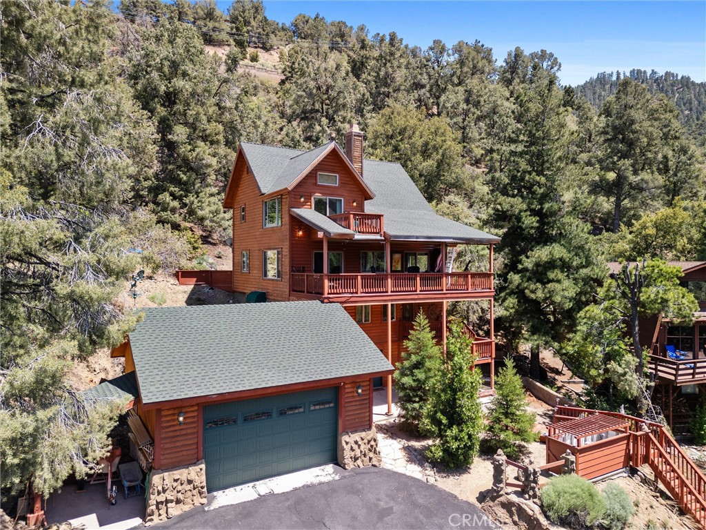 1832 Matterhorn Drive Property Photo 3