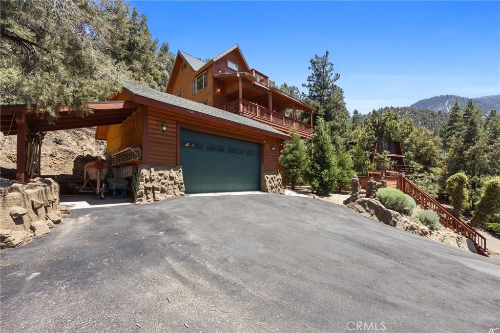 1832 Matterhorn Drive Property Photo 10