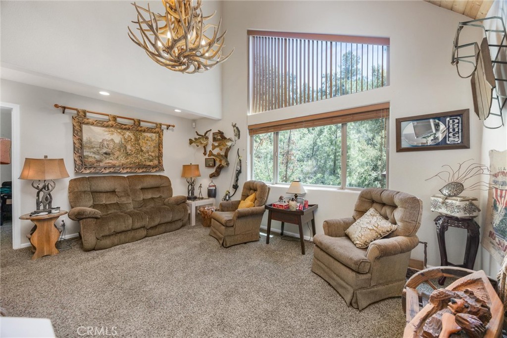1832 Matterhorn Drive Property Photo 18