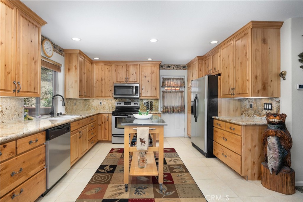 1832 Matterhorn Drive Property Photo 25