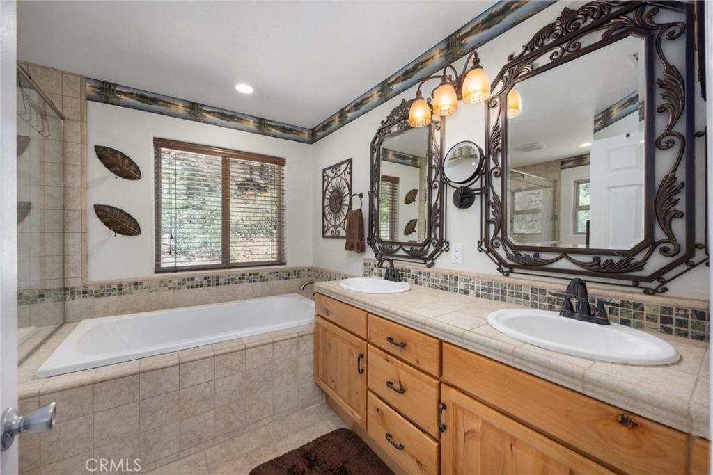 1832 Matterhorn Drive Property Photo 32