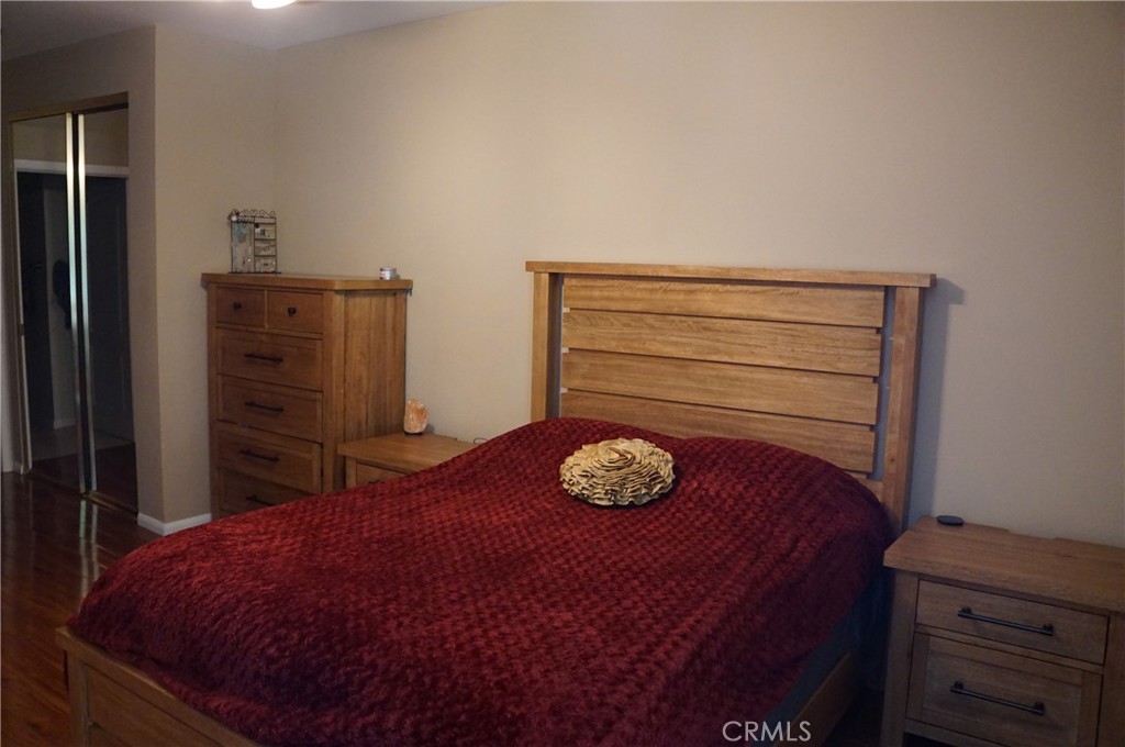 11225 Peach Grove Street 202 Property Photo 12