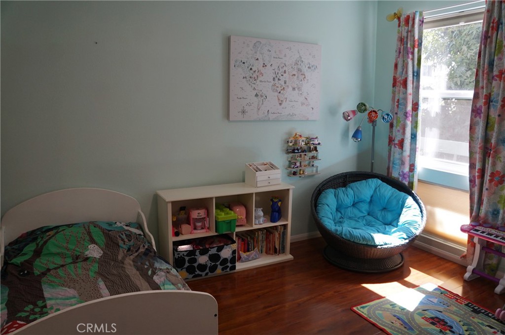 11225 Peach Grove Street 202 Property Photo 16