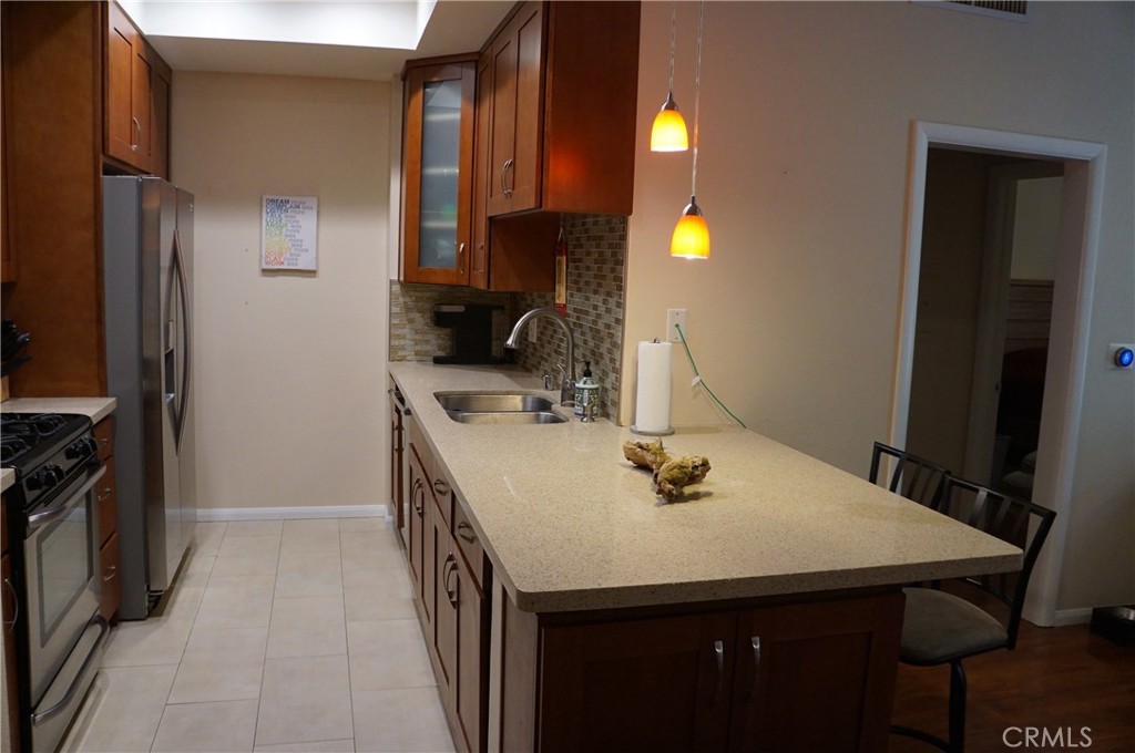 11225 Peach Grove Street 202 Property Photo 22