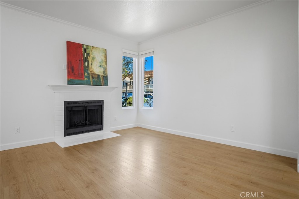 2438 Pleasant Way #m Property Photo 3