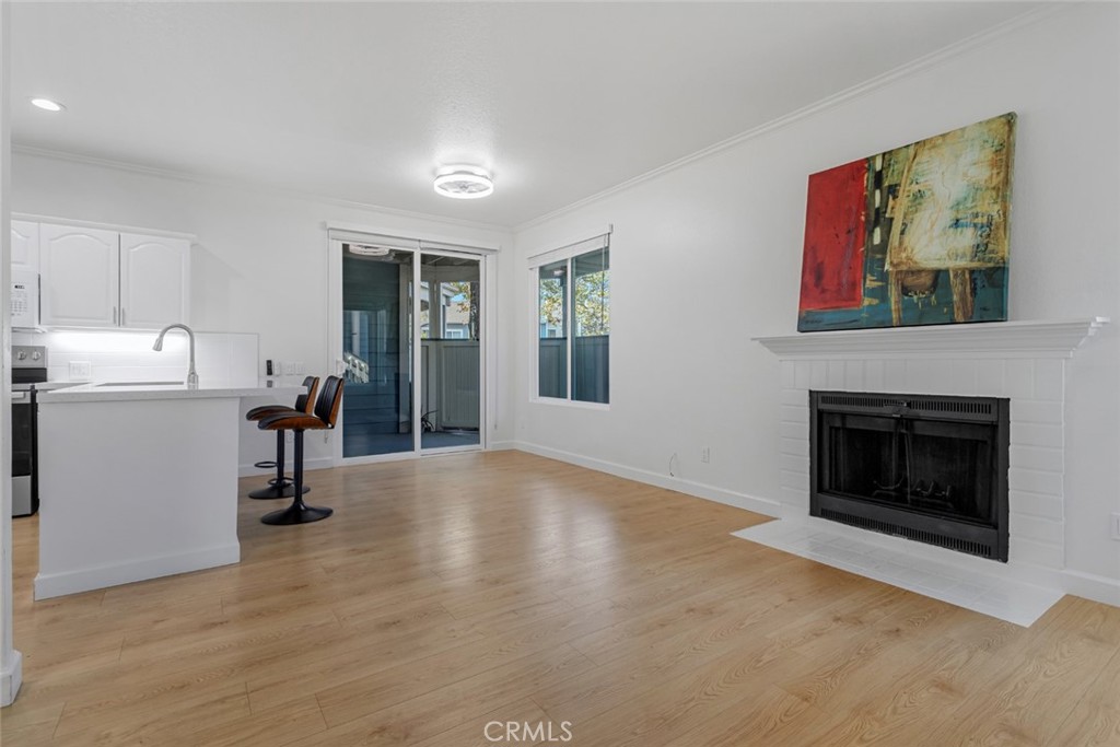 2438 Pleasant Way #m Property Photo 9