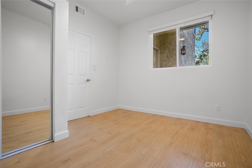 2438 Pleasant Way #m Property Photo 20