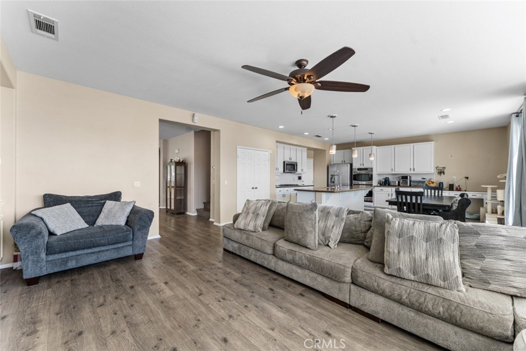 1234 Wellington Drive Property Photo 16