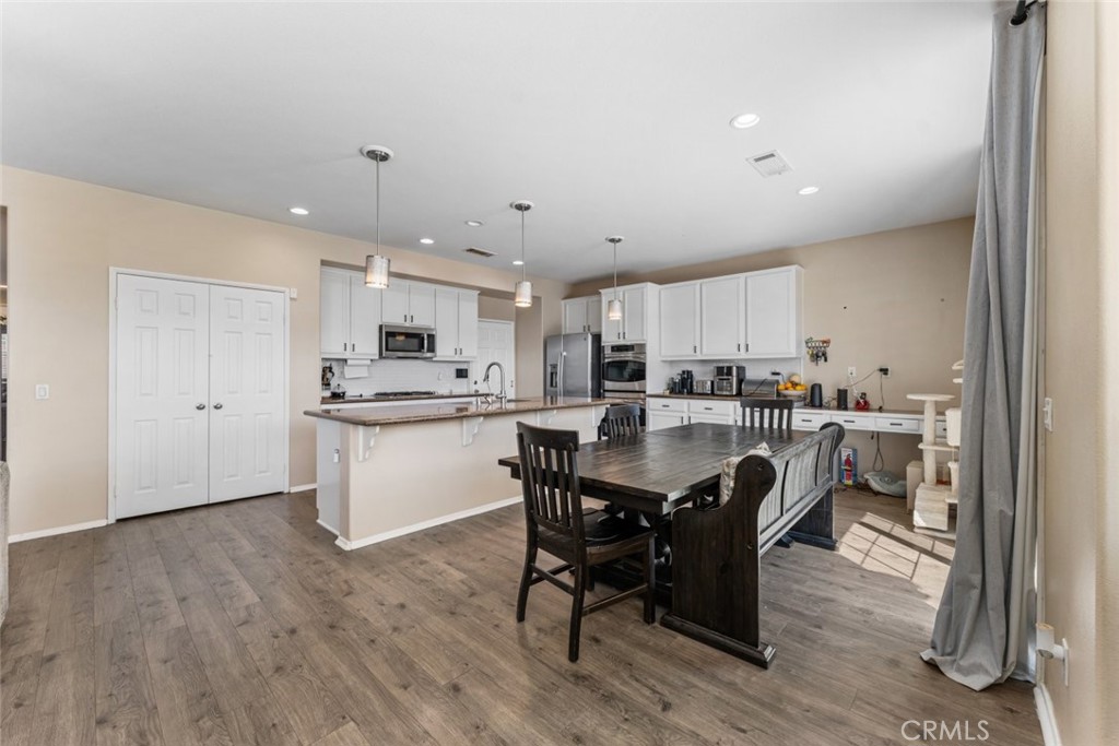 1234 Wellington Drive Property Photo 18