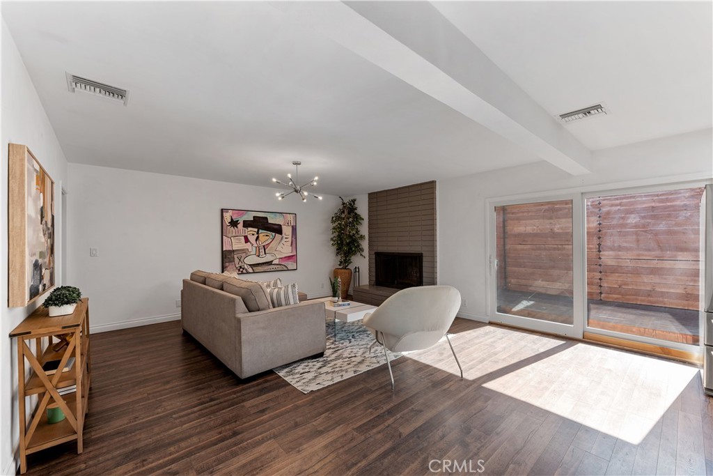 22540 Cass Avenue Property Photo 15