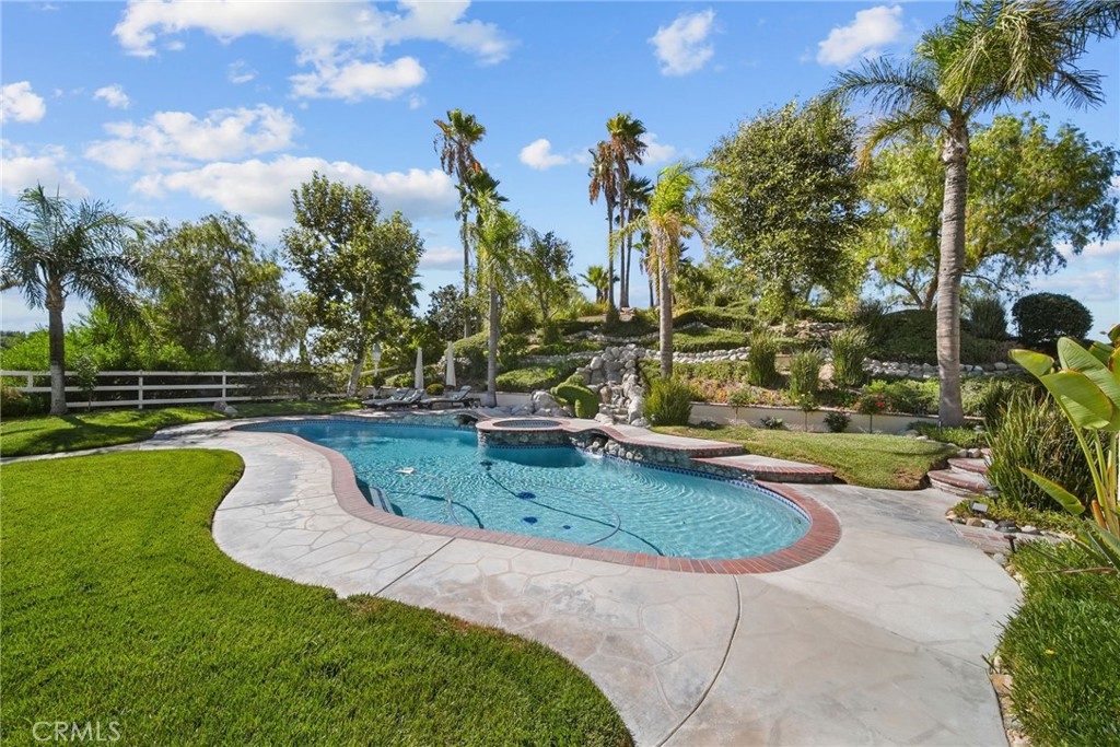 15505 Live Oak Springs Canyon Property Photo 43