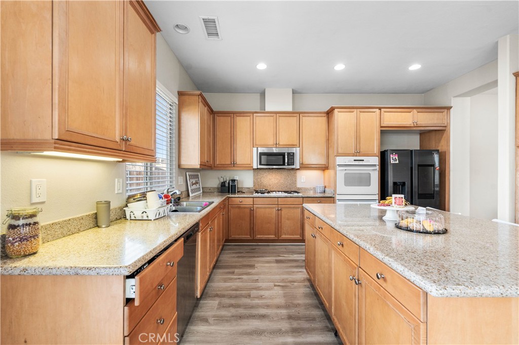 12573 Cabazon Court Property Photo 17