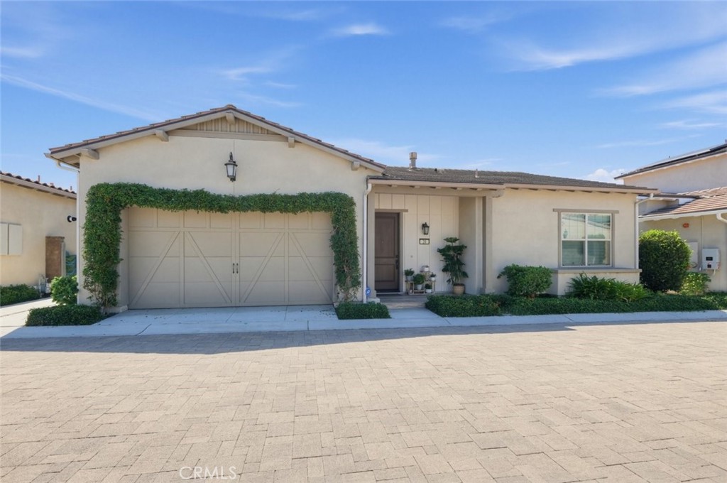 20 Puesto Road Property Photo 1