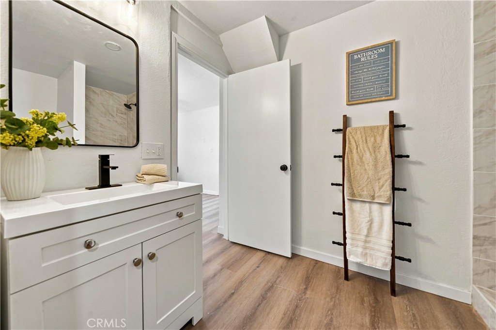 47508 93rd W Property Photo 20
