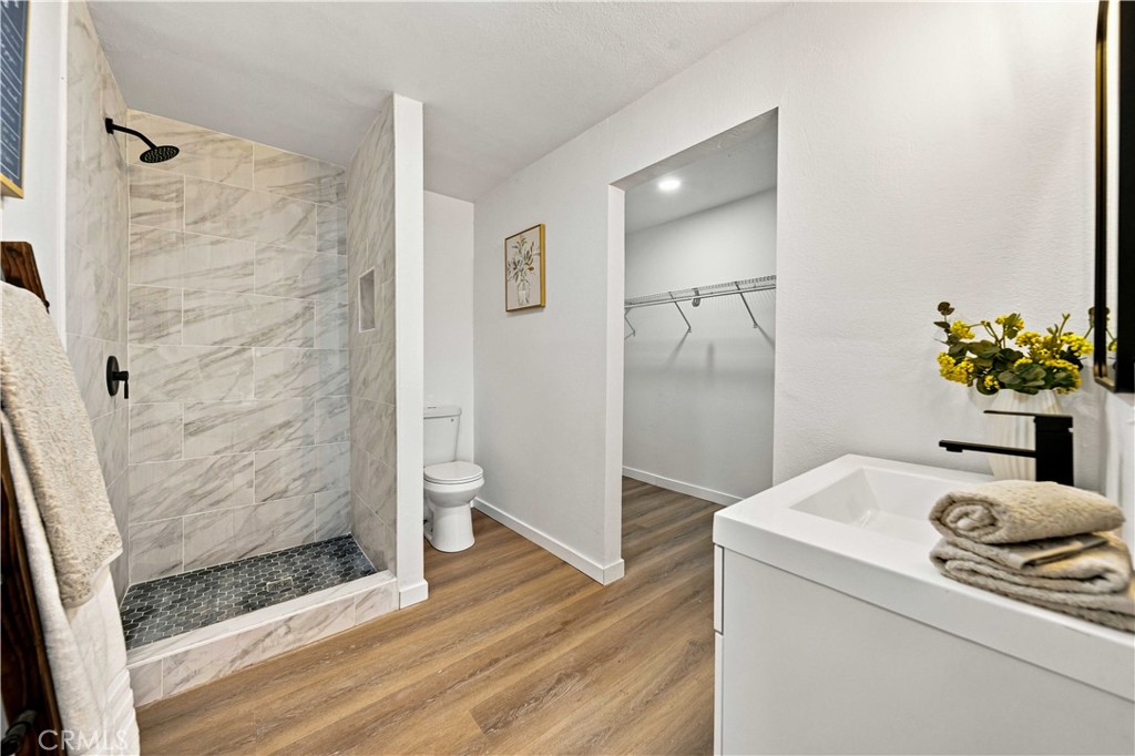 47508 93rd W Property Photo 21