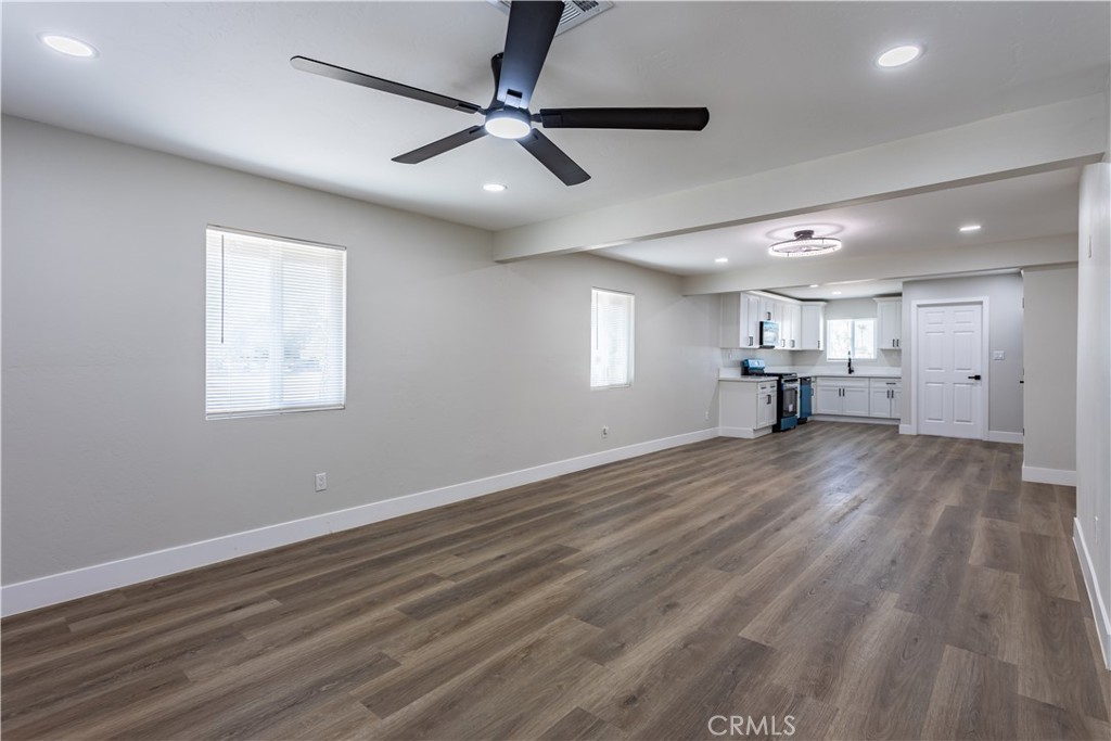 1700 Lotus Lane Property Photo 7