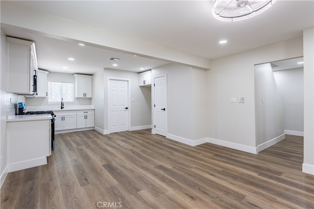 1700 Lotus Lane Property Photo 9