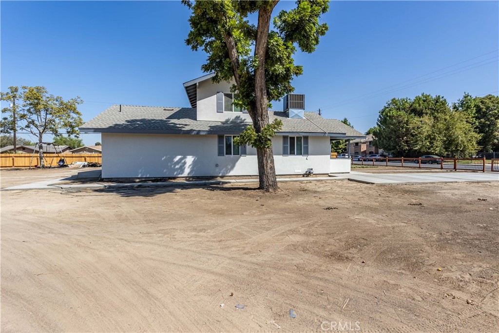1700 Lotus Lane Property Photo 33