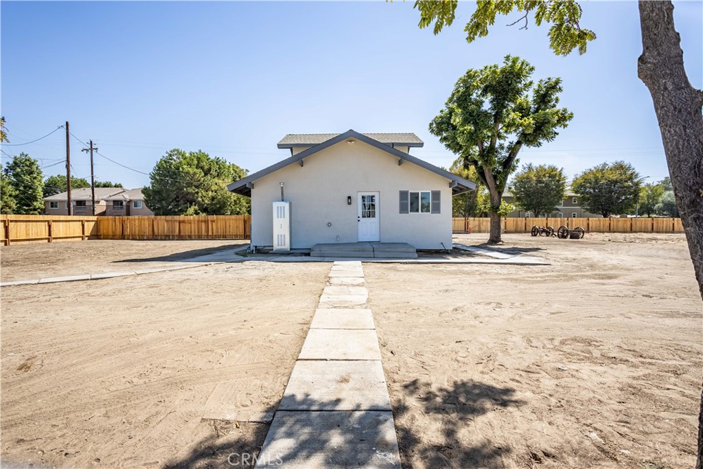 1700 Lotus Lane Property Photo 34