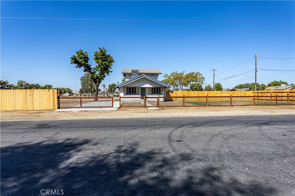 1700 Lotus Lane Property Photo 36