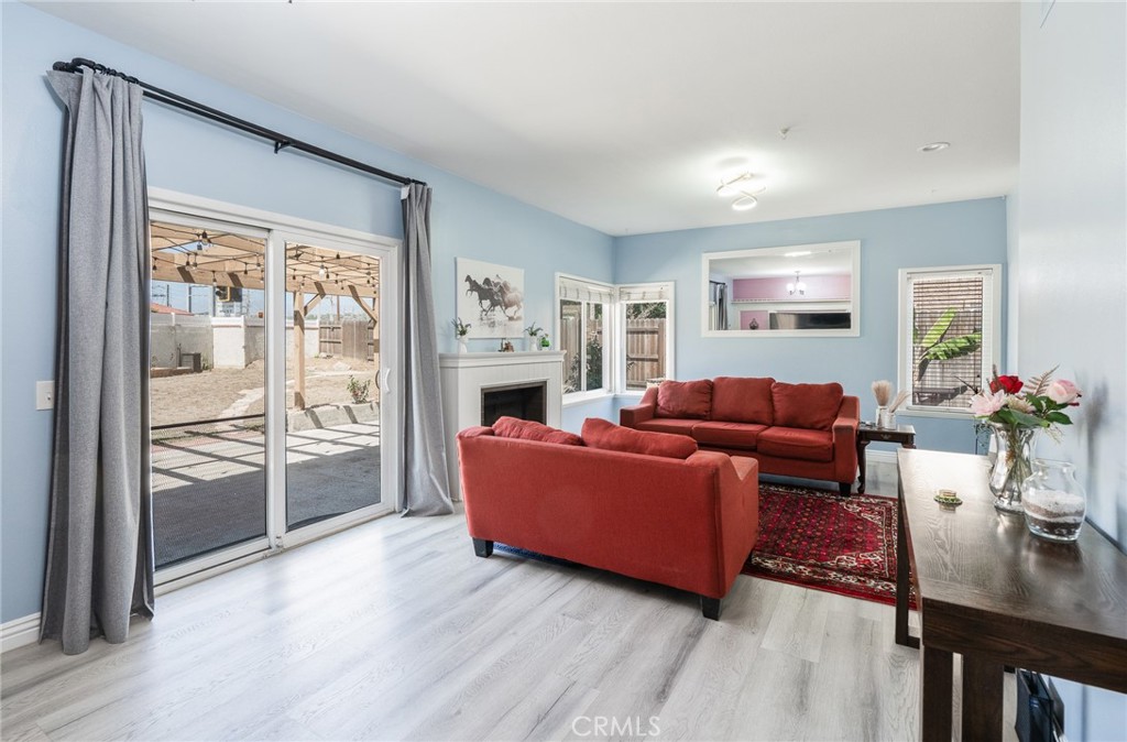 4897 Penrose Property Photo 6