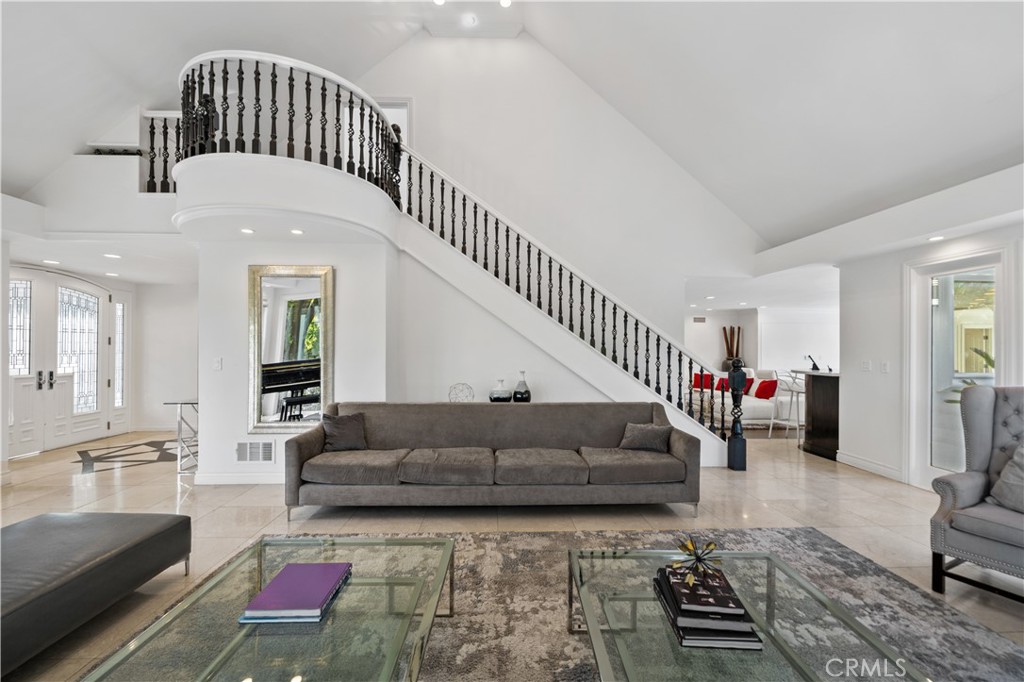 16221 Elisa Property Photo 8
