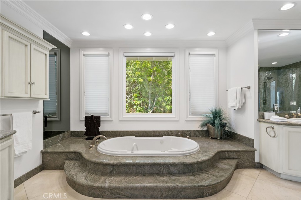 16221 Elisa Property Photo 28