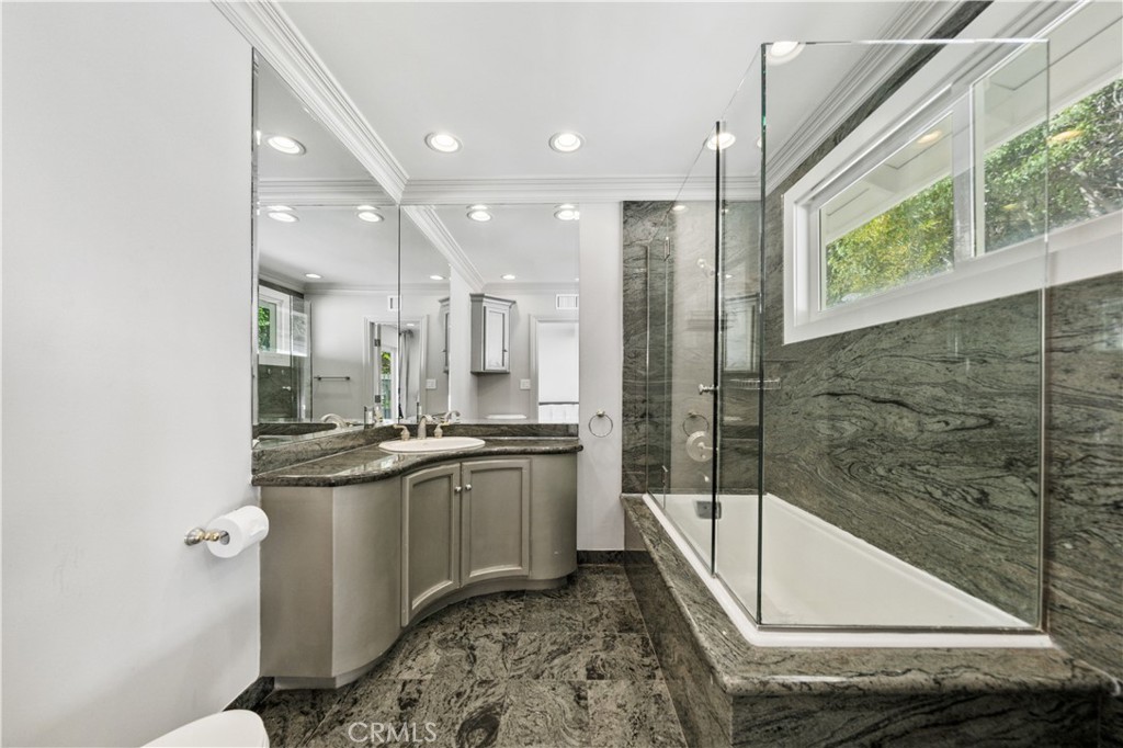 16221 Elisa Property Photo 30