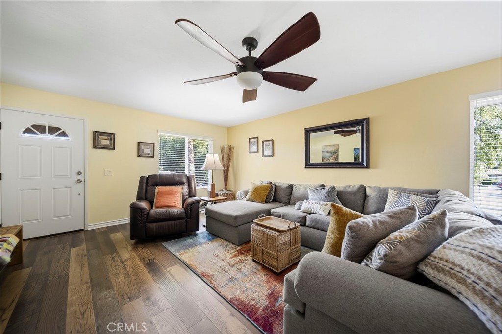 19508 Avenue Of The Oaks Property Photo 6