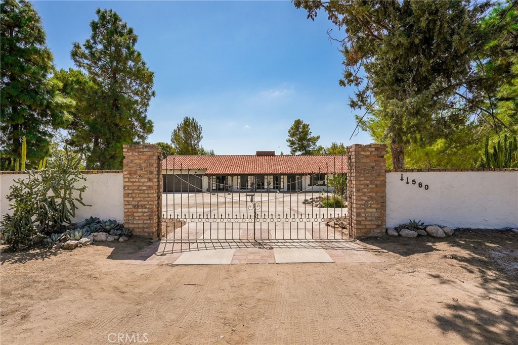 11560 Darling Property Photo 5