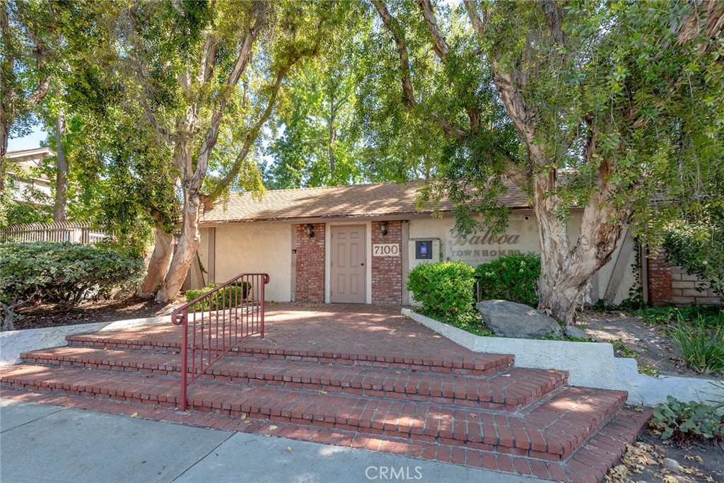 7100 Balboa Boulevard 807 Property Photo 1
