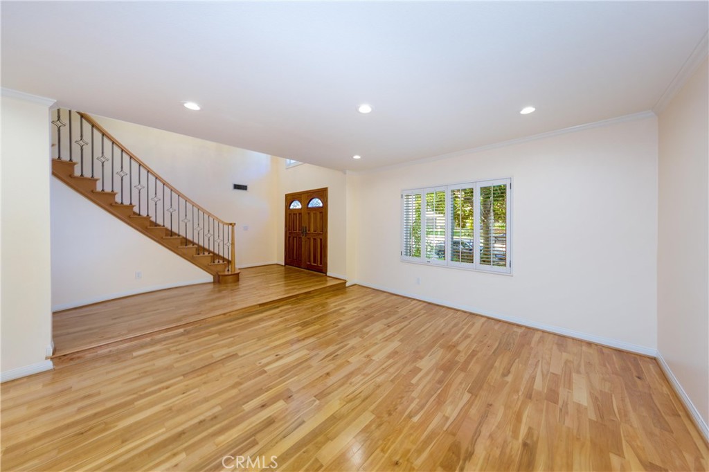 22861 Sparrowdell Drive Property Photo 4
