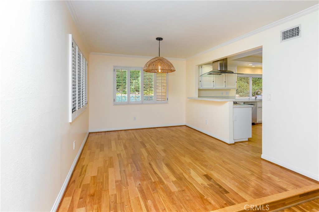 22861 Sparrowdell Drive Property Photo 6