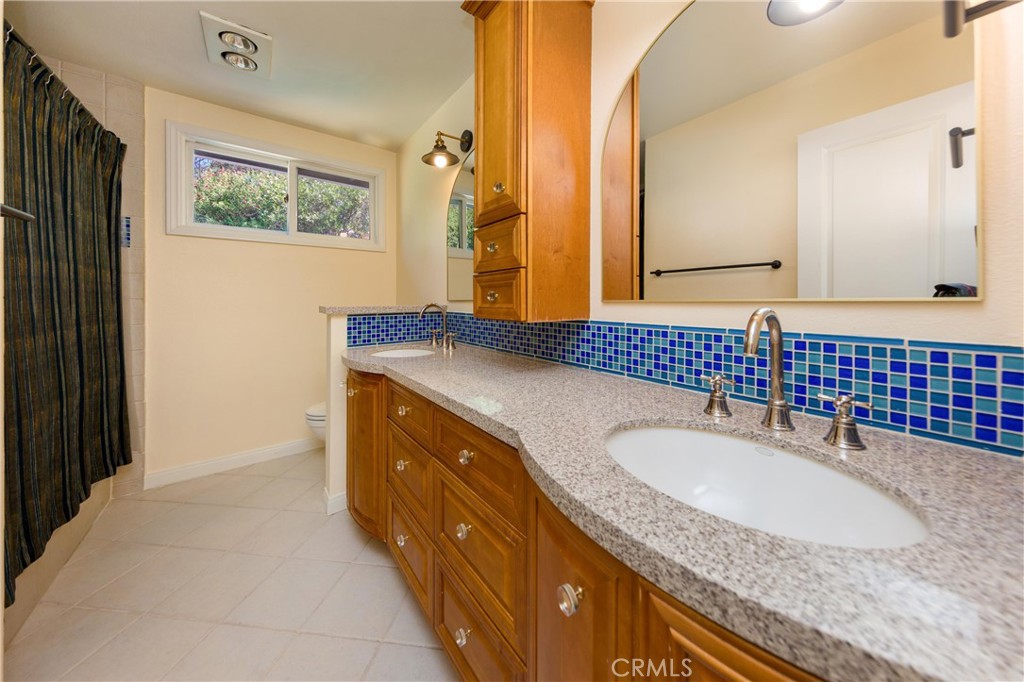 22861 Sparrowdell Drive Property Photo 22