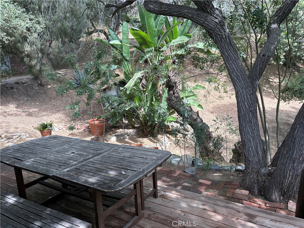 21313 Hillside Property Photo 10